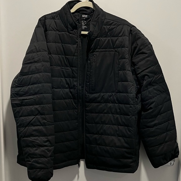 Girlfriend Collective Packable Puffer 4X - Picture 5 of 8